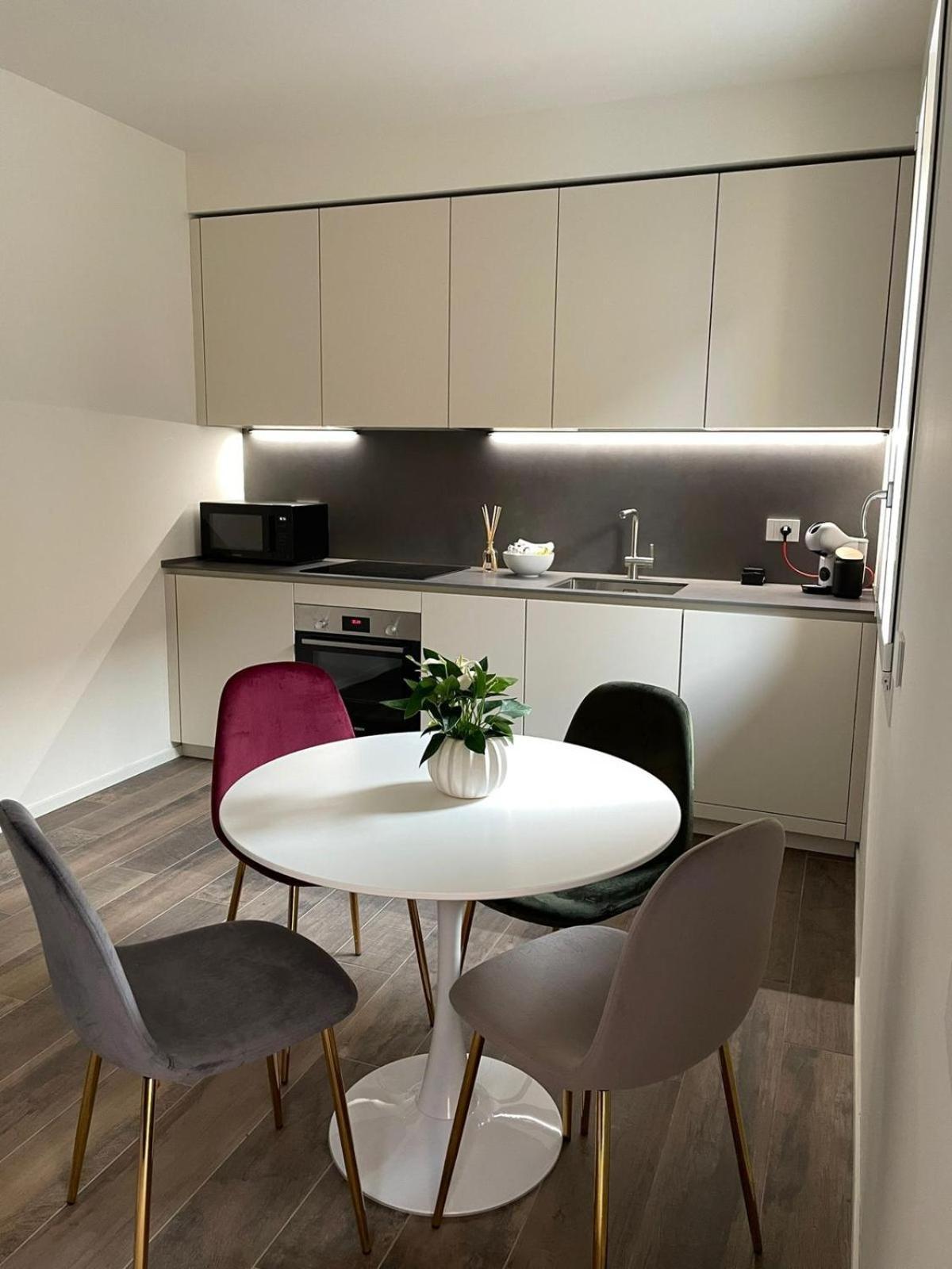 Dr54 Apartments Rho Eksteriør bilde